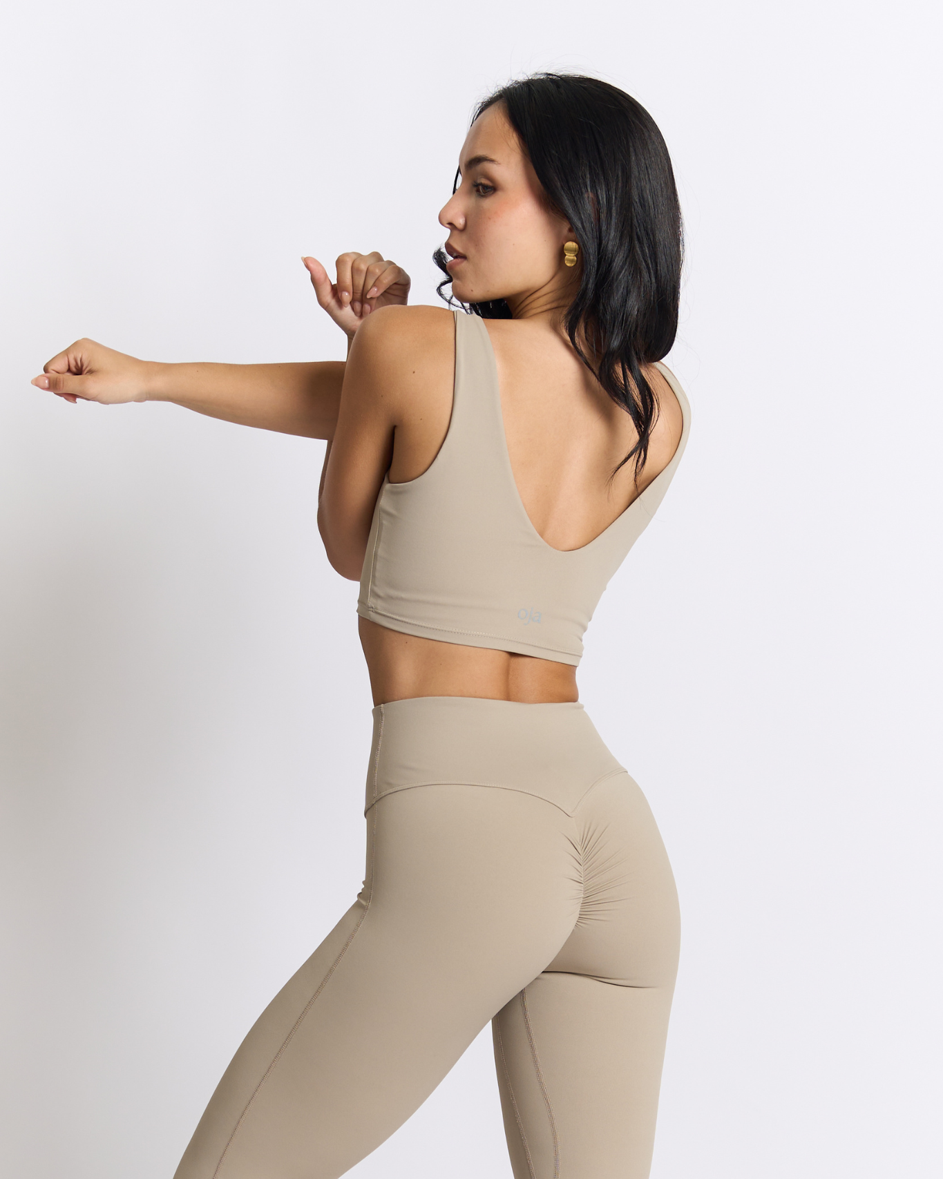 BEFREE U-scooped Top - Almond